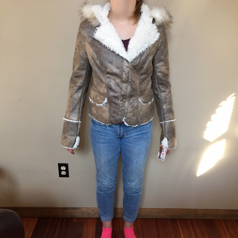 NWT 💜 WILDFLOWER FAUX FUR COAT
